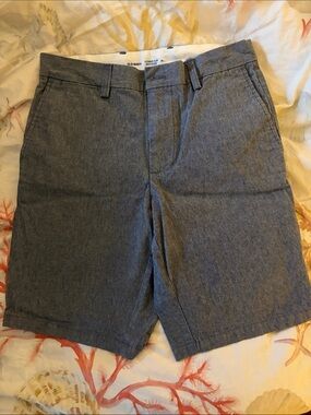 Old Navy Men's Heather Gray Blue Flat-Front Shorts